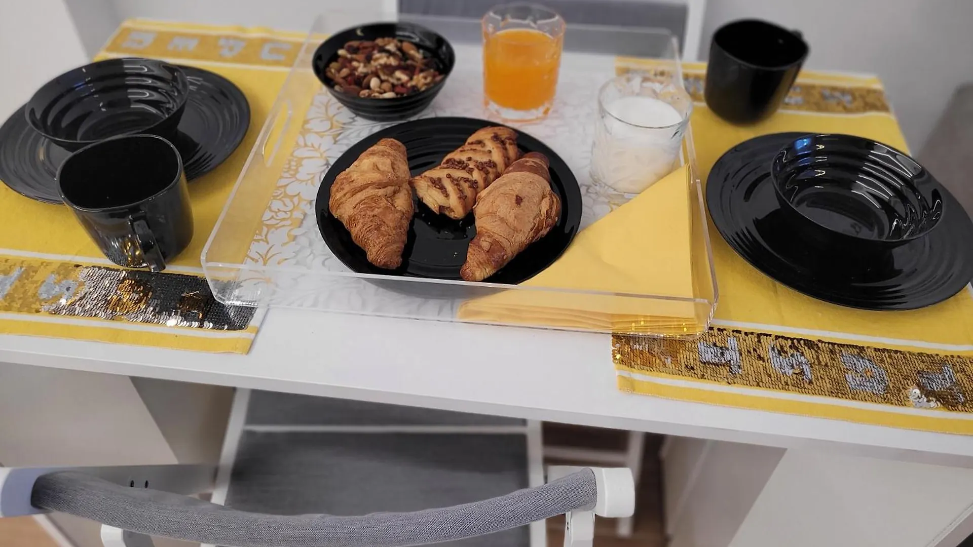 ミラノLa Casa Soleアパートメント アパート ミラノ
